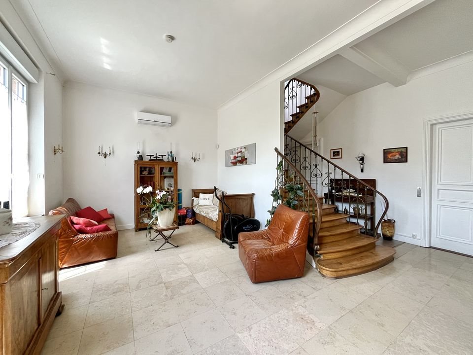 Maison à vendre, 276m², Pont-sur-Yonne