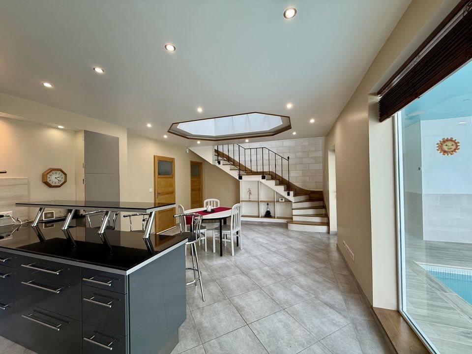 Maison à vendre, 320m², Combs-la-Ville