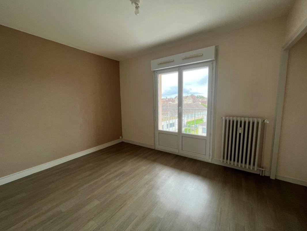 Appartement à louer, 65m², Brienon-sur-Armançon
