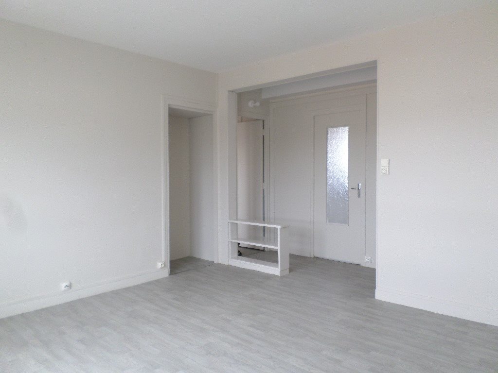 Appartement à louer, 77m², Joigny