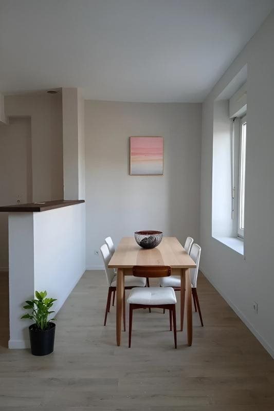 Maison à louer, 32m², Montholon