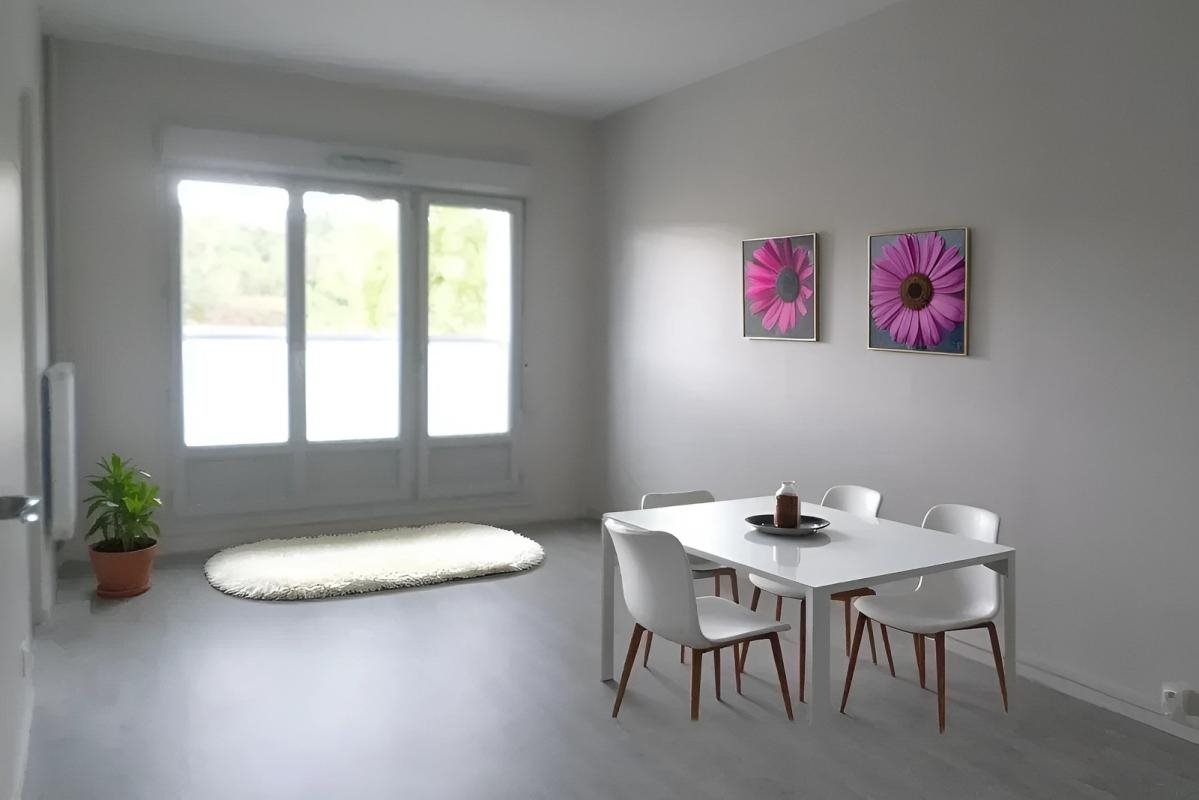 Appartement à louer, 77m², Saint-Julien-du-Sault