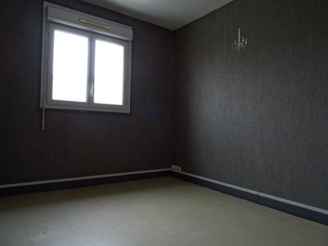 Appartement à louer, 72m², Pont-sur-Yonne