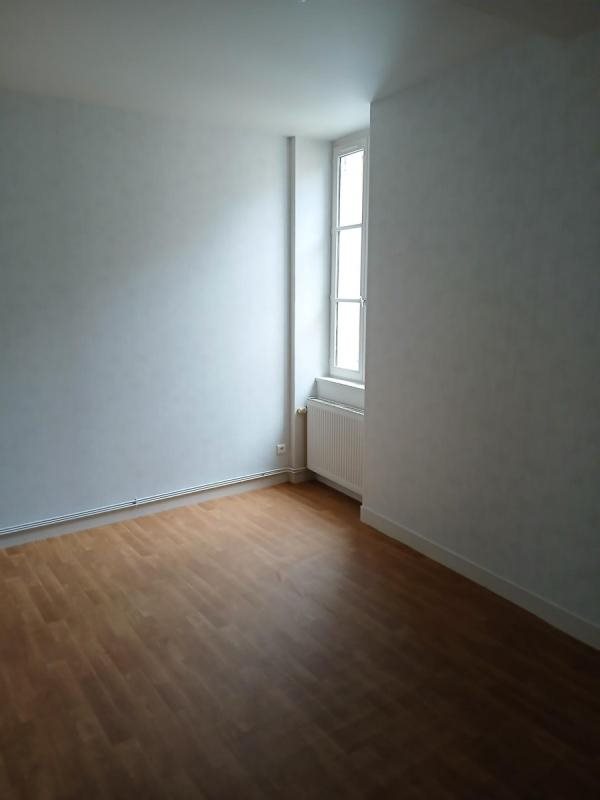 Maison à louer, 66m², Avallon