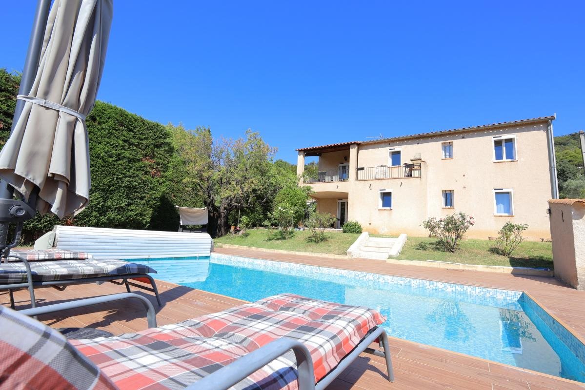 Maison à louer, 137m², Villeneuve