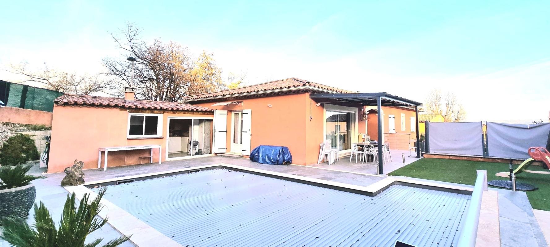 Maison à vendre, 175m², Sainte-Tulle