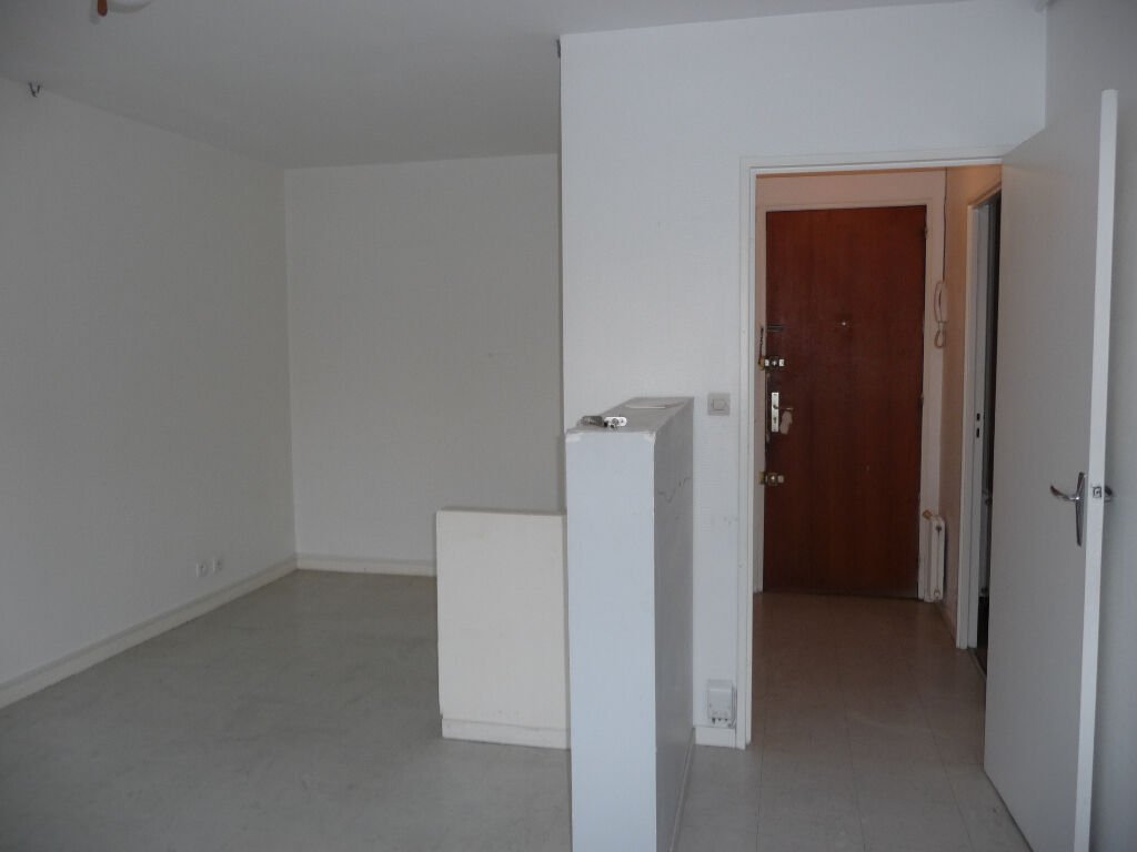 Appartement à louer, 33m², Hérouville-Saint-Clair