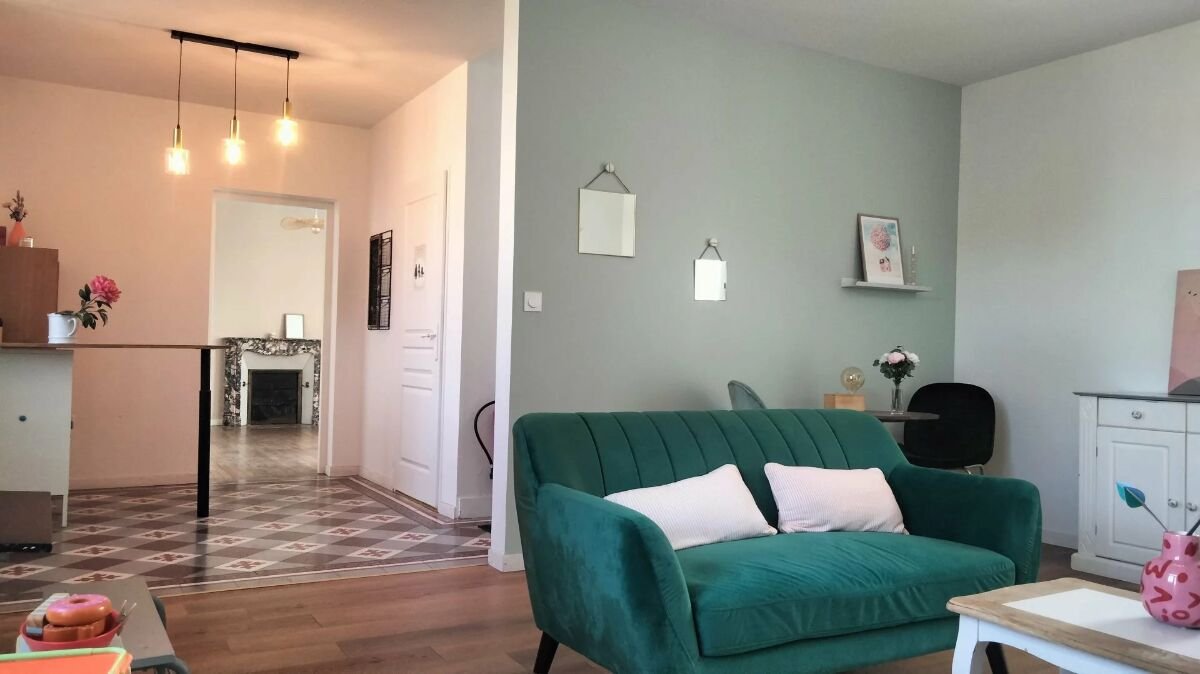 Maison à vendre, 216m², Neuville-de-Poitou