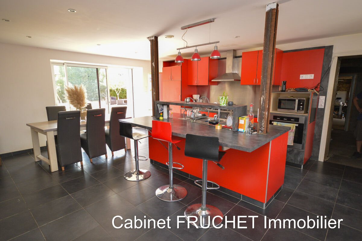 Maison à vendre, 142m², Sigournais