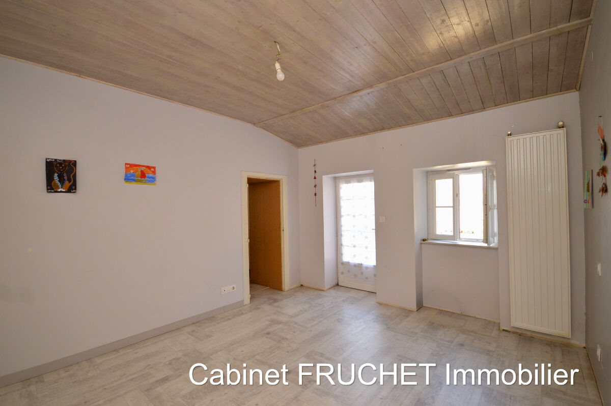 Maison à vendre, 142m², Sigournais