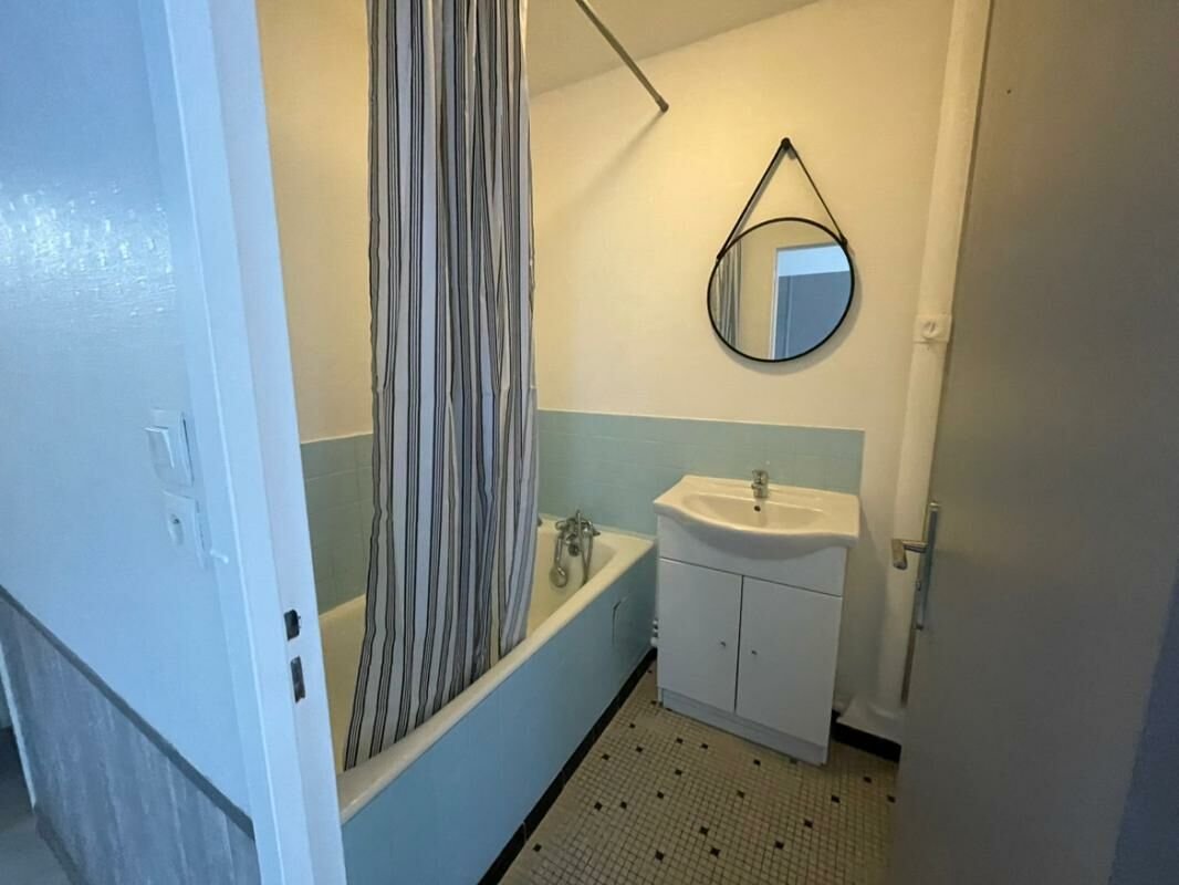 Appartement à louer, 53m², Hérouville-Saint-Clair