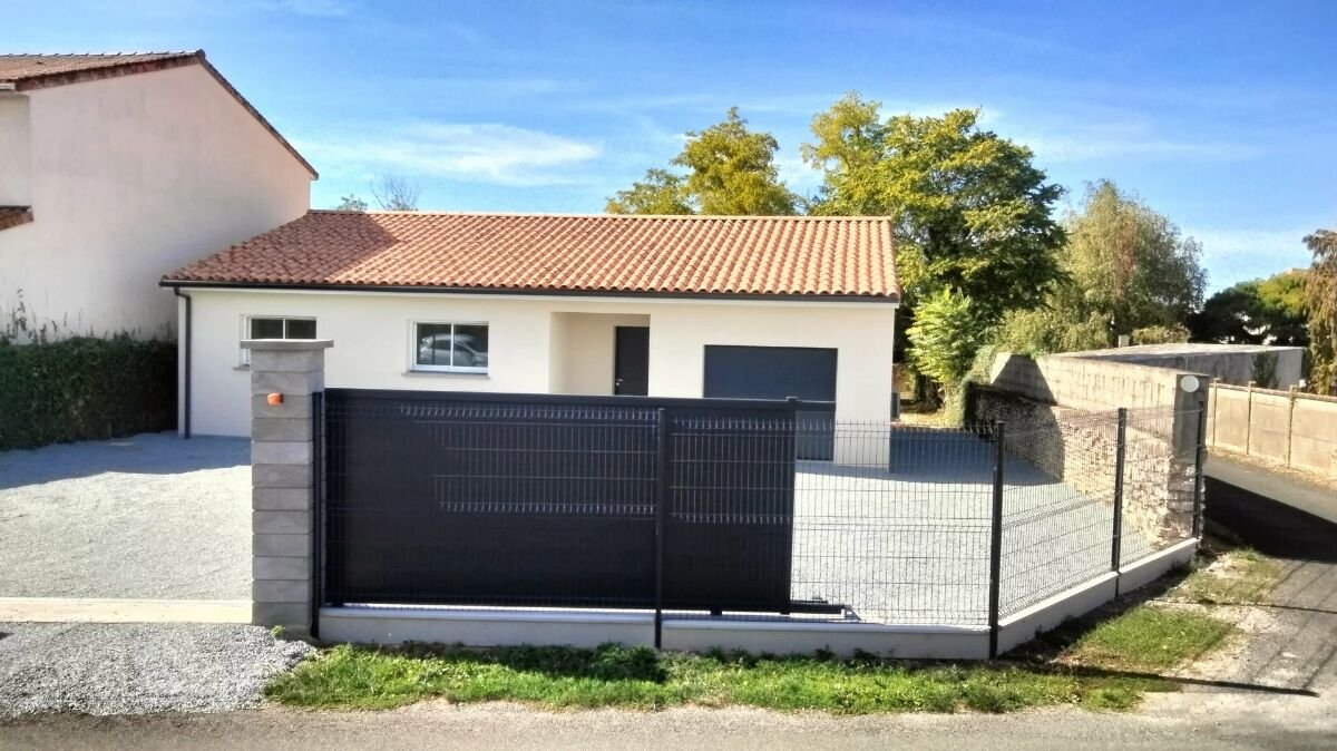 Maison à vendre, 90m², Neuville-de-Poitou