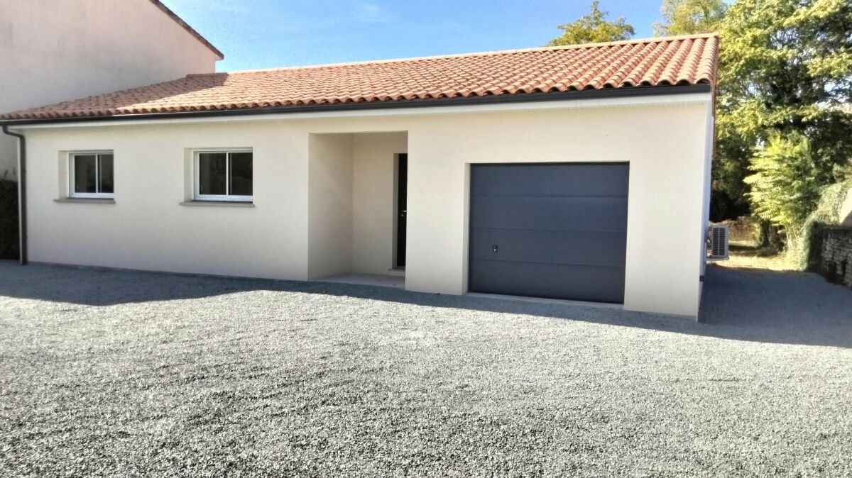Maison à vendre, 90m², Neuville-de-Poitou