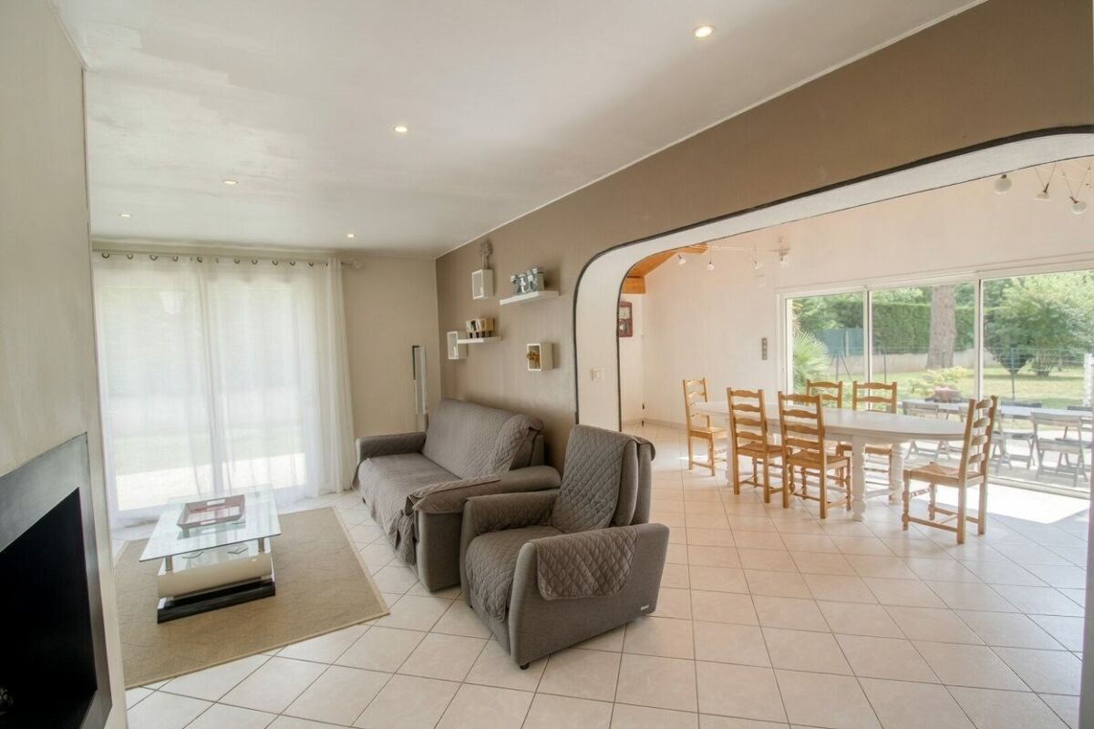 Maison à vendre, 126m², Léojac