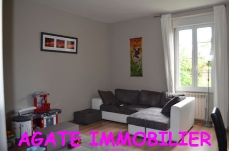 Maison à louer, 74m², Villandraut
