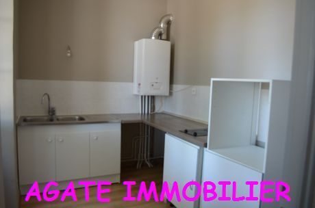 Maison à louer, 74m², Villandraut