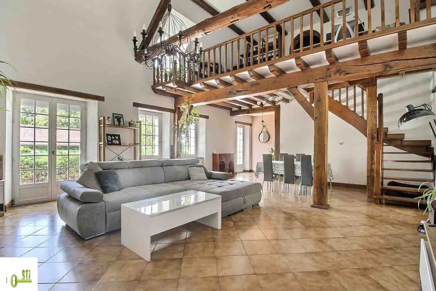 Maison à vendre, 237m², Montcresson