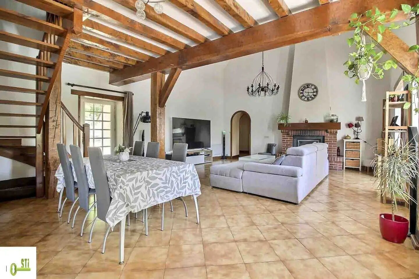 Maison à vendre, 237m², Montcresson