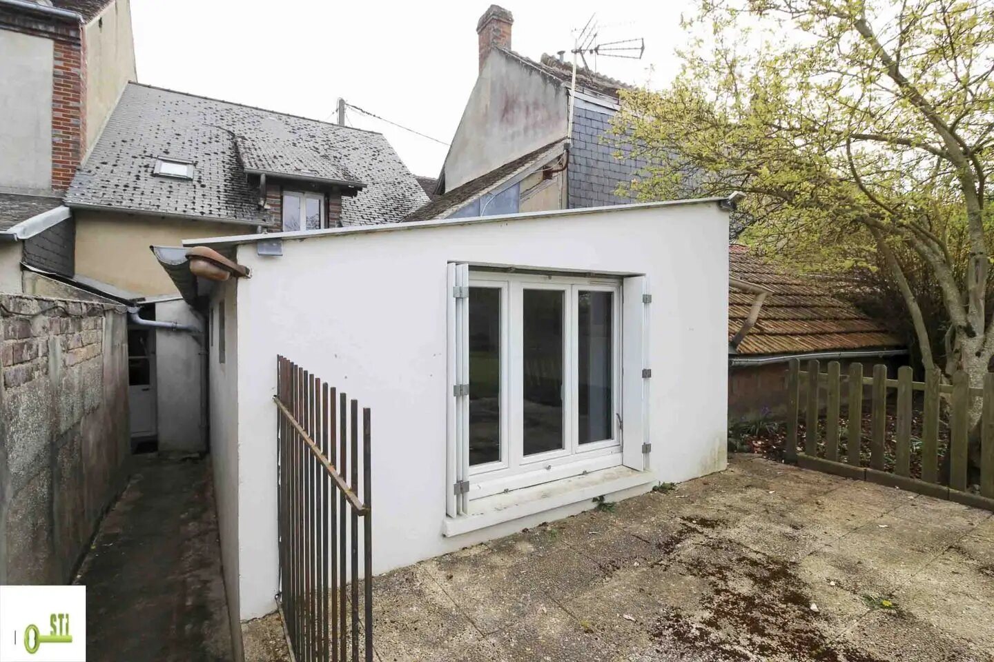 Maison à vendre, 99m², Saint-Maurice-sur-Aveyron