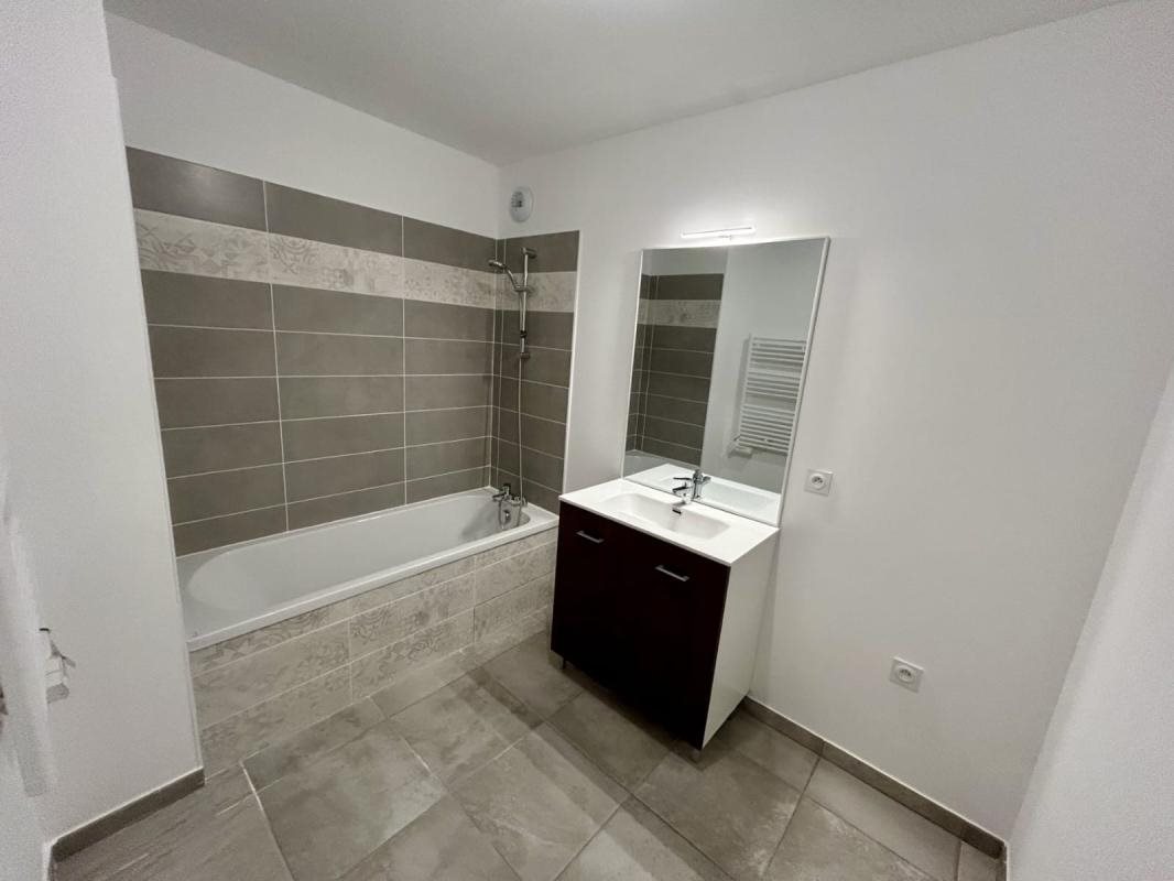 Appartement à vendre, 61m², Grigny