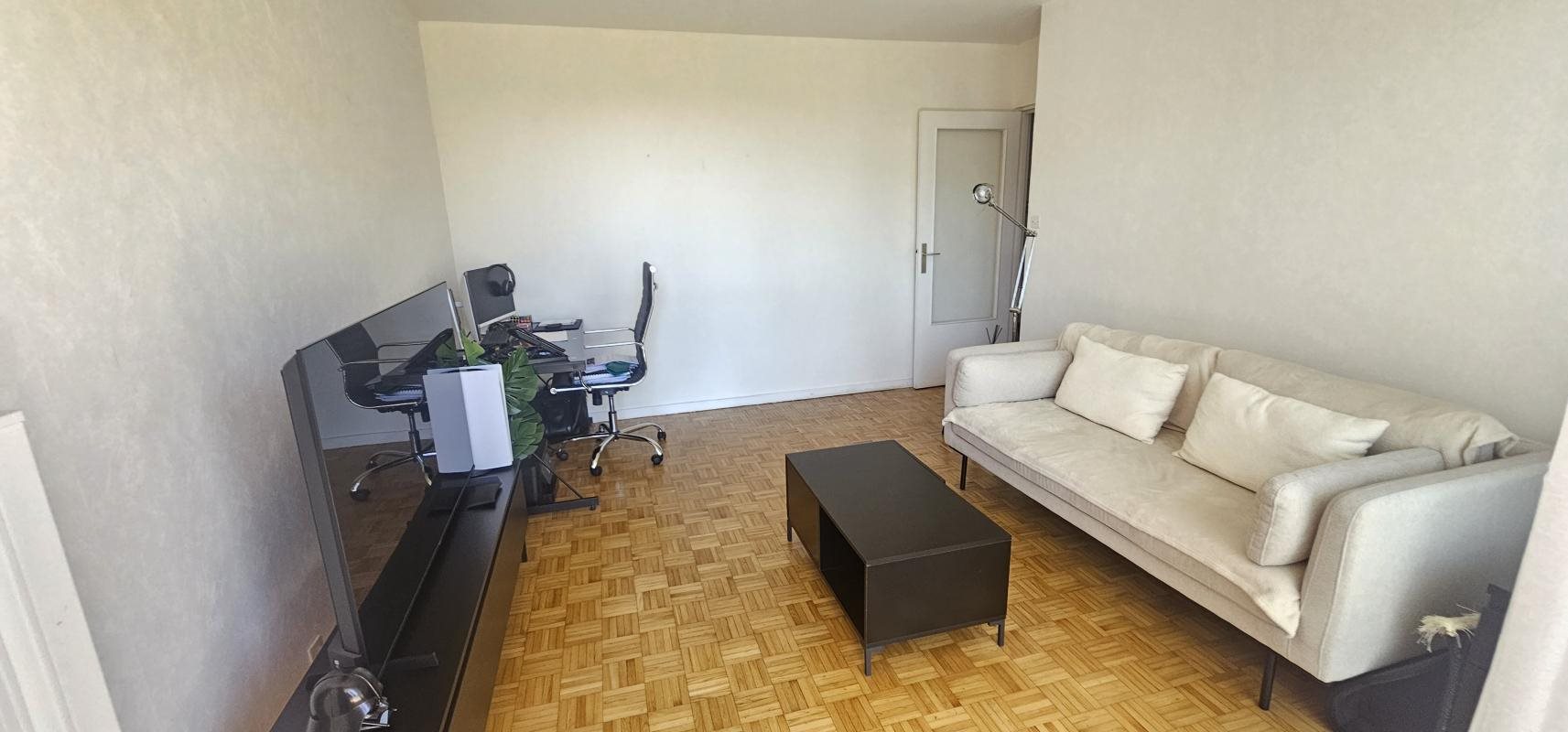 Appartement à vendre, 47m², Saint-Genis-Laval