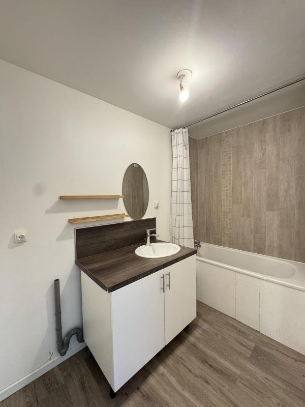 Appartement à vendre, 74m², Saint-Priest
