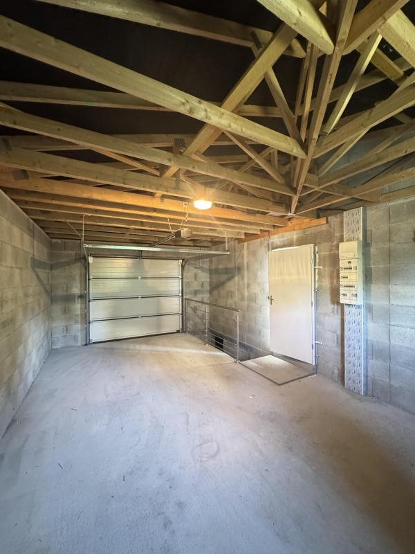 Maison à vendre, 114m², Charly