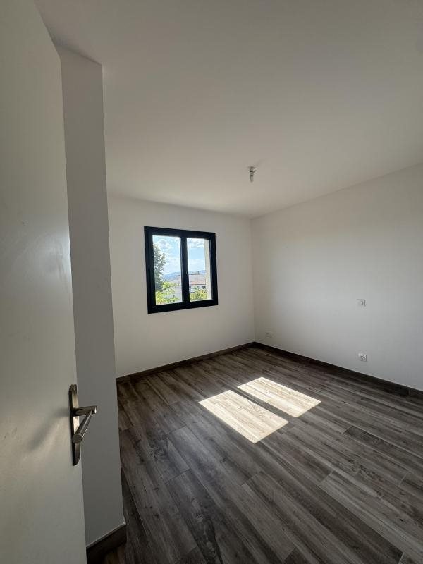 Maison à vendre, 114m², Charly