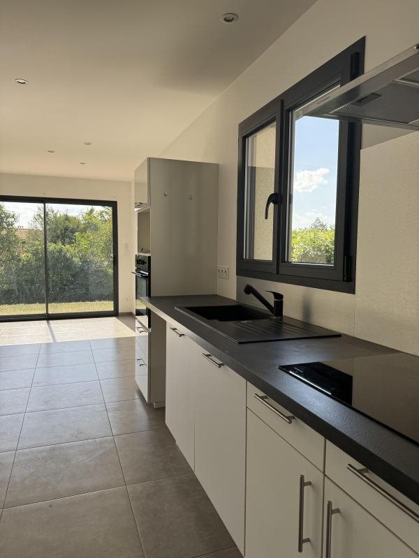 Maison à vendre, 114m², Charly