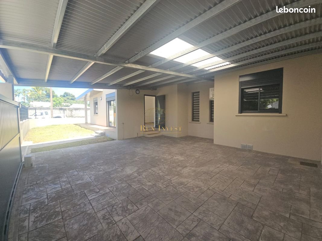 Maison à louer, 69m², Sainte-Suzanne