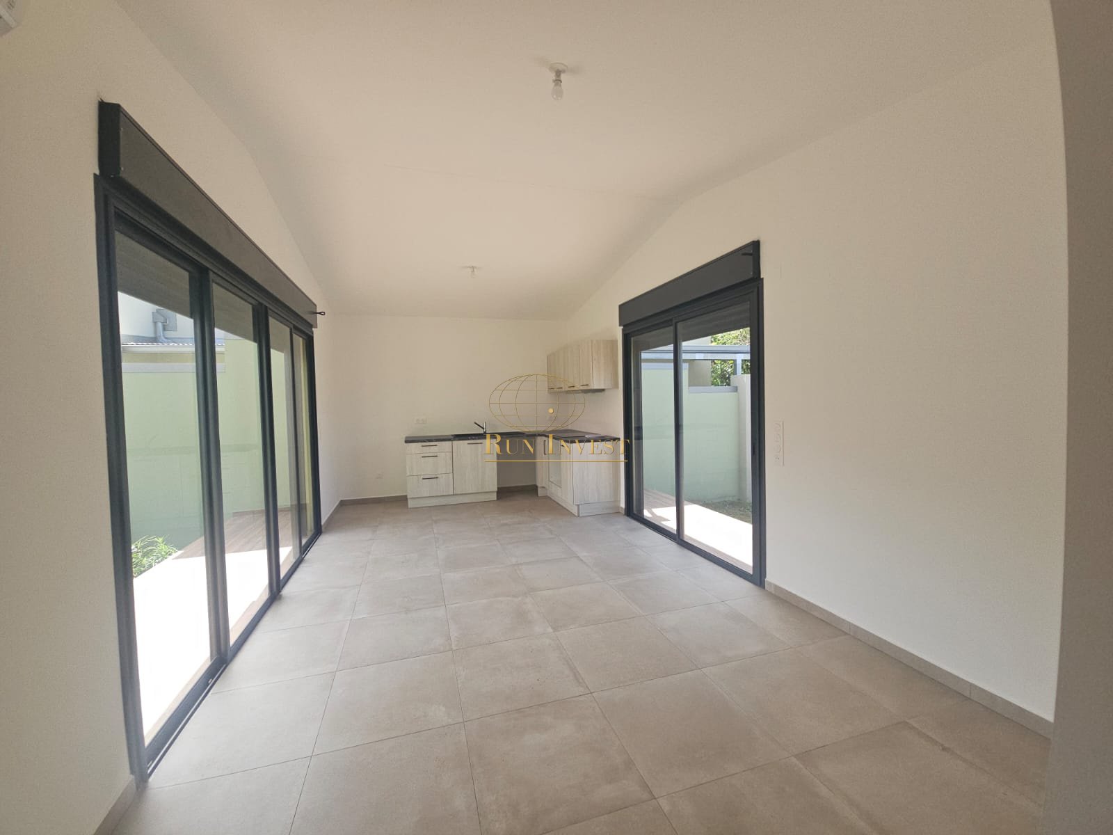 Maison à louer, 61m², Sainte-Suzanne