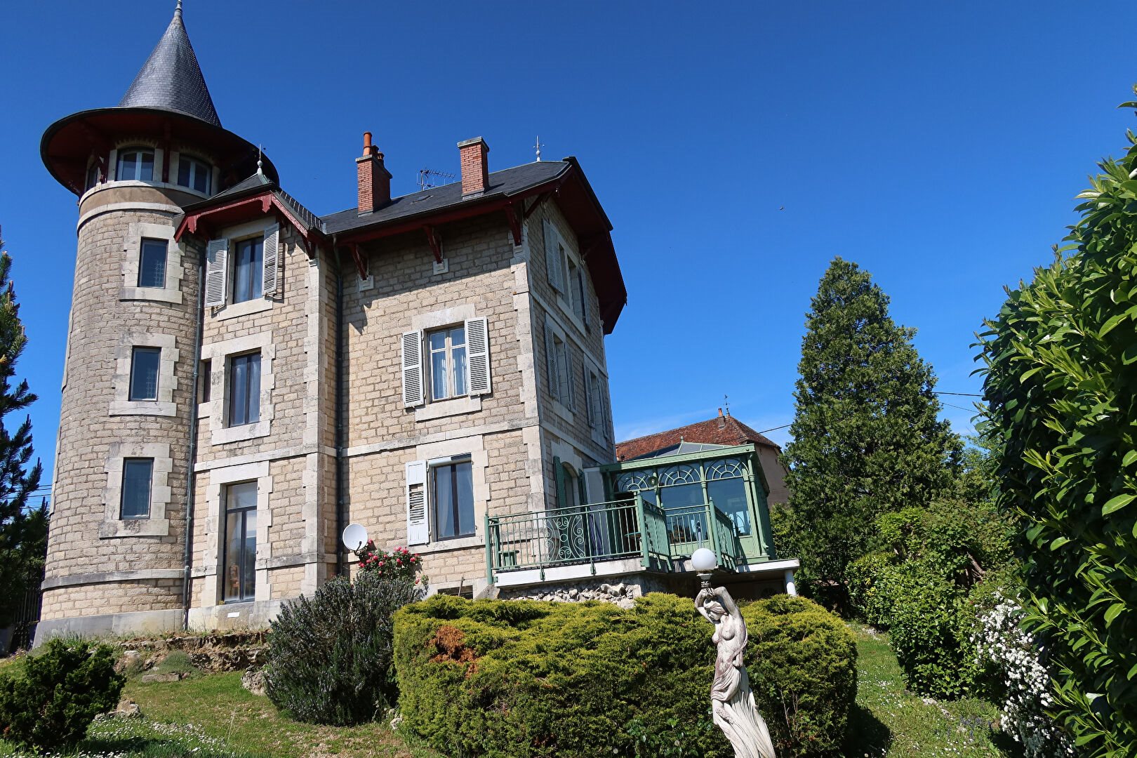 Maison à vendre, 450m², Besançon