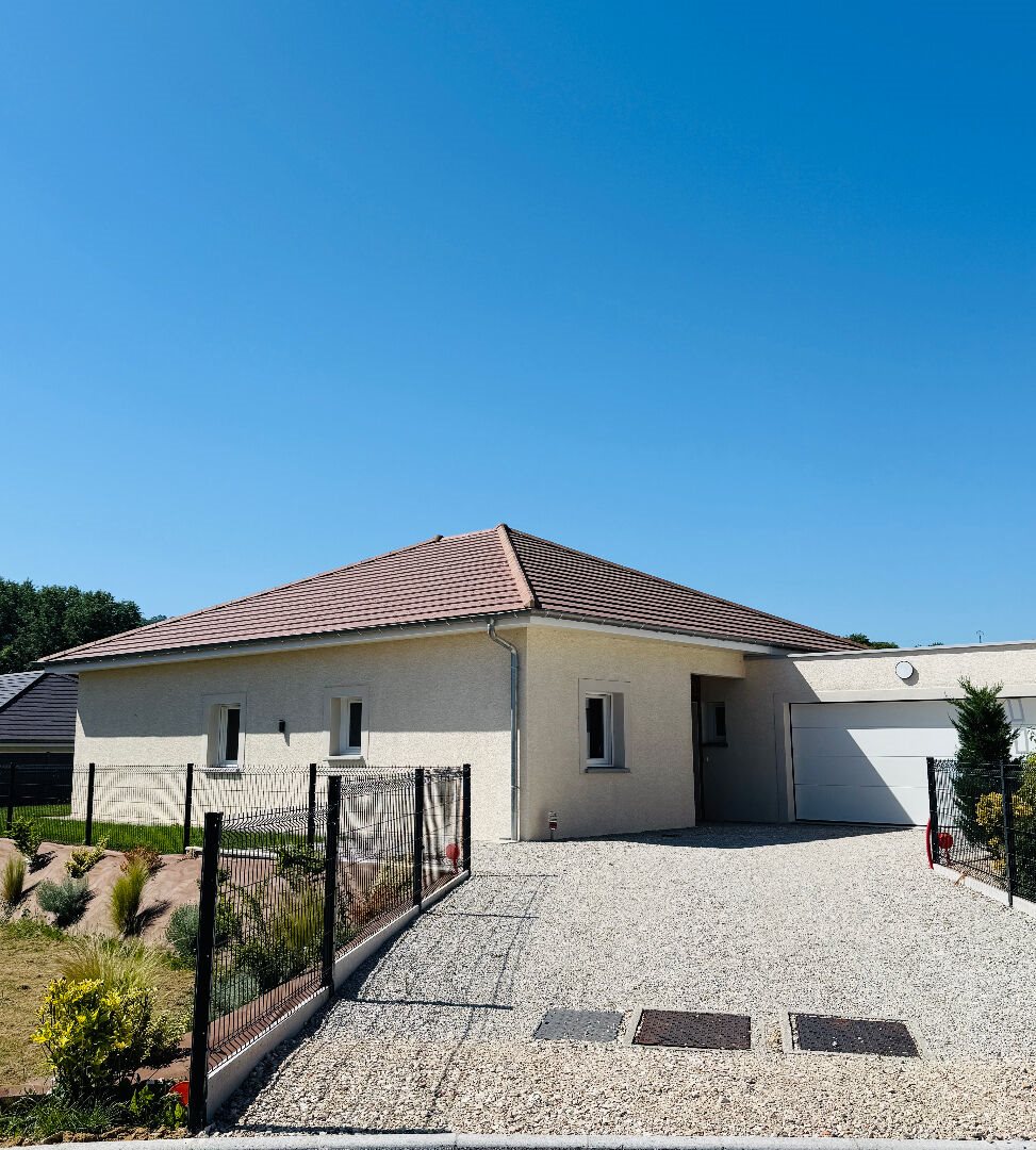 Maison à vendre, 114m², Devecey