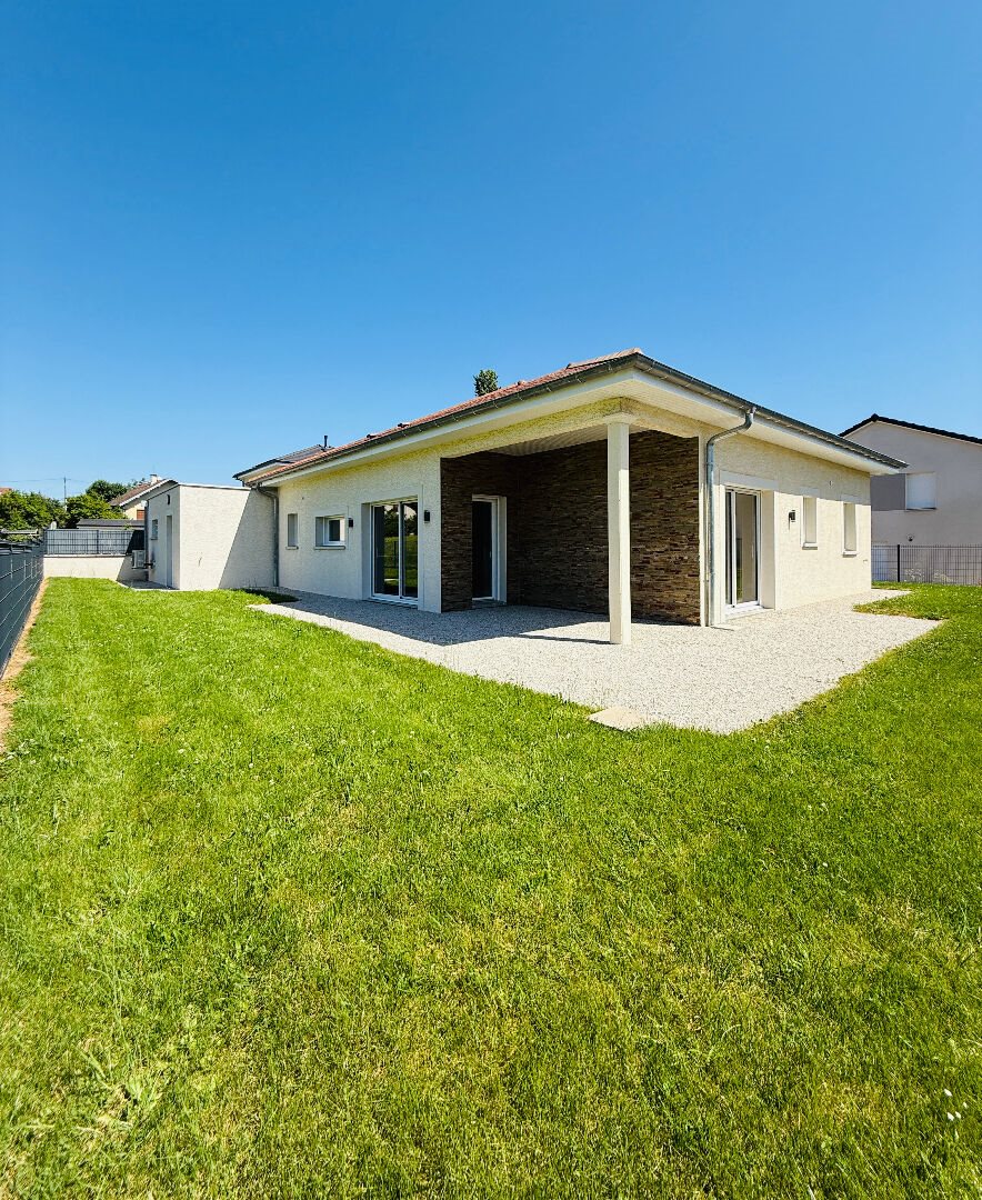 Maison à vendre, 114m², Devecey