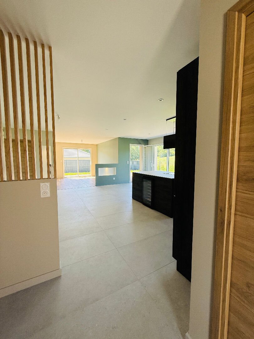 Maison à vendre, 114m², Devecey
