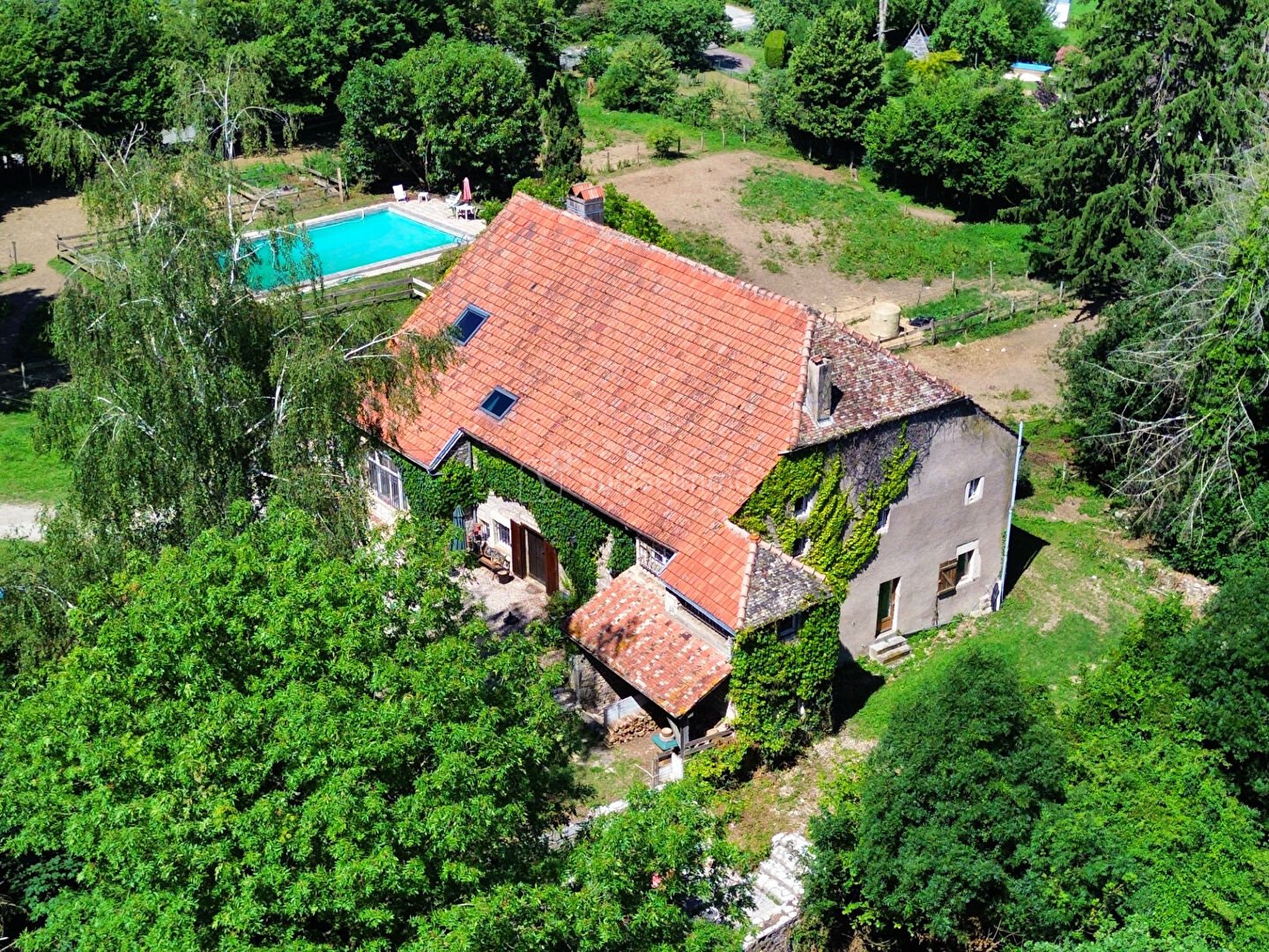 Maison à vendre, 370m², Devecey