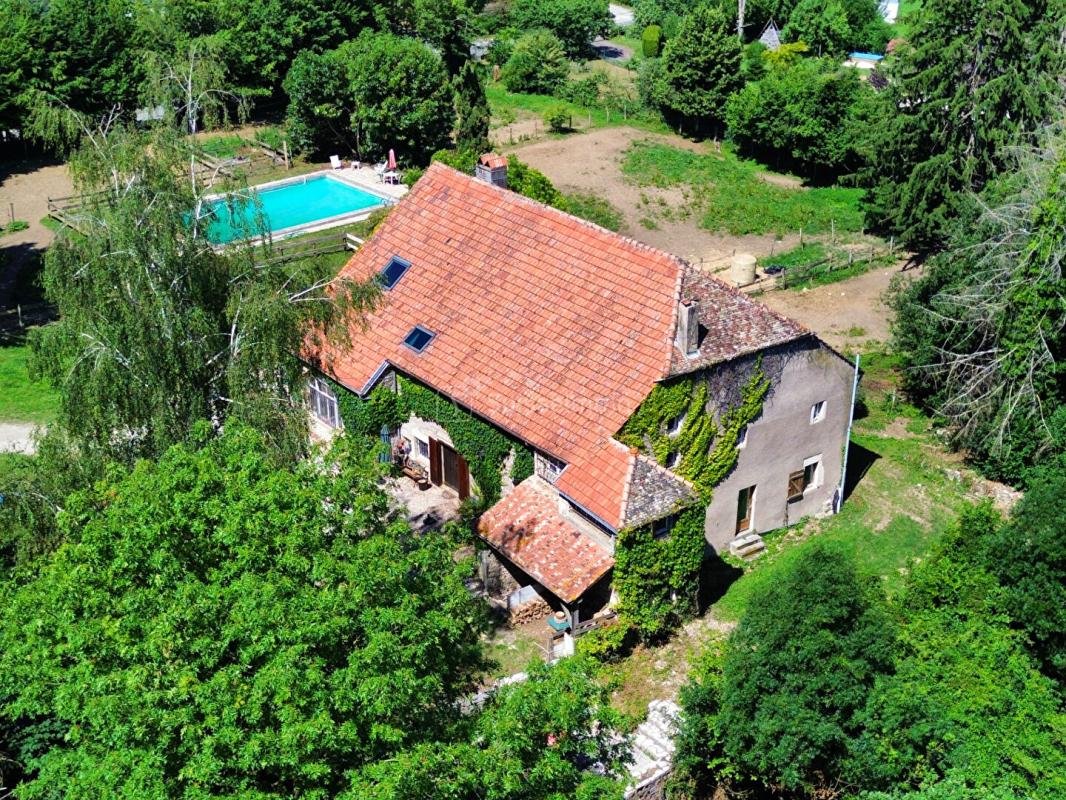 Maison à vendre, 370m², Devecey