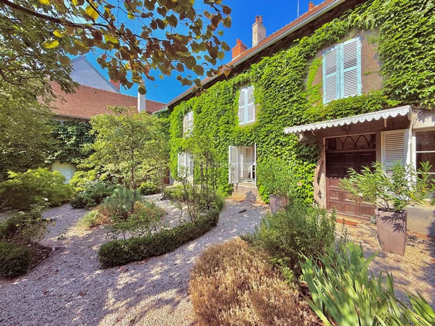 Maison à vendre, 390m², Dampierre-sur-Salon