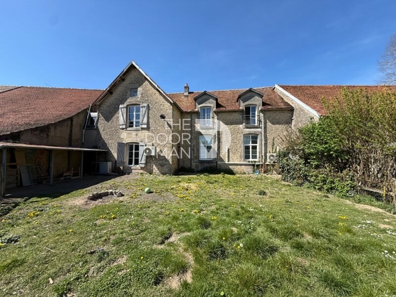 Maison à vendre, 201m², Saints-Geosmes