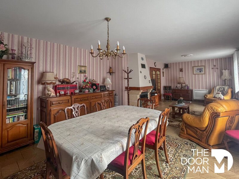 Maison à vendre, 200m², Villefranche-d'Allier