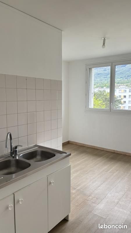 Appartement à louer, 77m², Le Pont-de-Claix