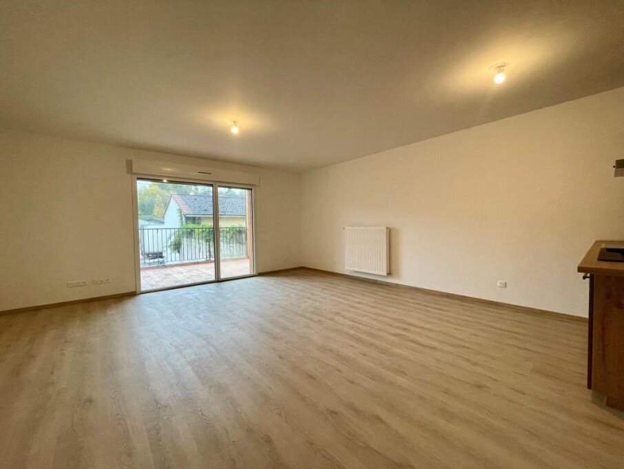 Appartement à louer, 74m², Cosnes-et-Romain