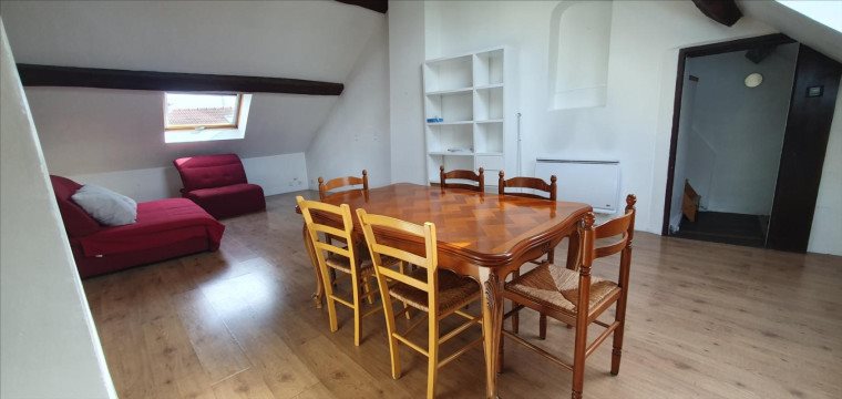 Appartement à louer, 72m², Nanterre