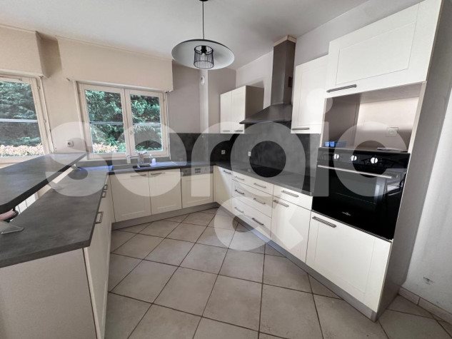 Appartement à louer, 95m², Lille