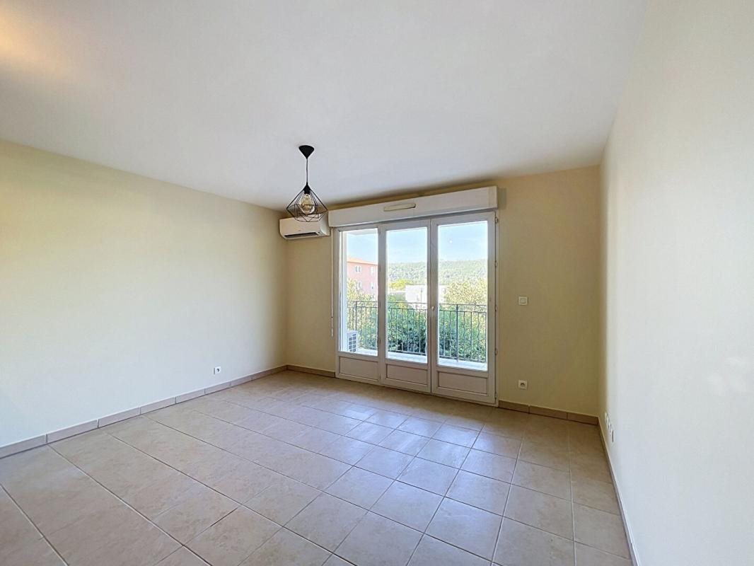 Appartement à louer, 39m², Le Luc
