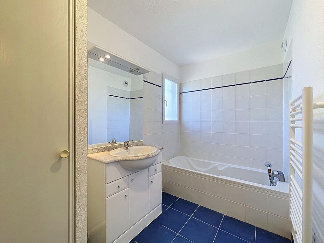 Appartement à louer, 39m², Le Luc