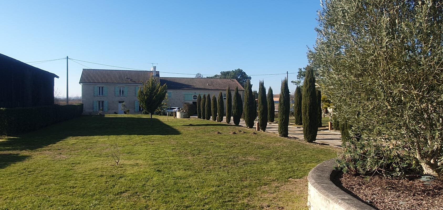 Maison à vendre, 384m², Sainte-Bazeille