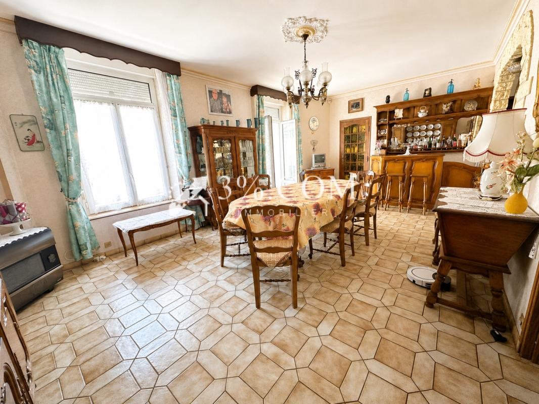 Maison à vendre, 600m², Einville-au-Jard