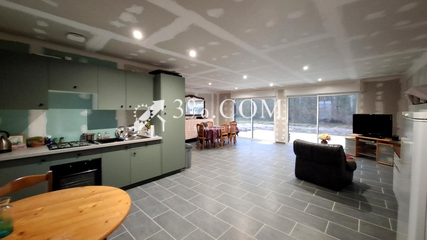 Maison à vendre, 95m², Doudelainville