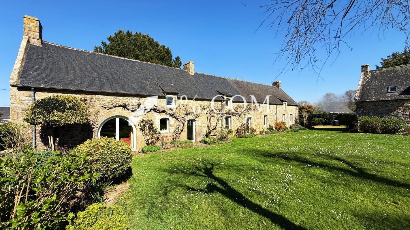 Maison à vendre, 237m², Plougoumelen